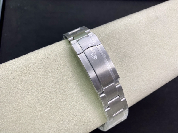 激安ロレックス着用イメージ